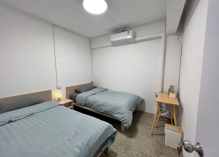 Marni Bkk בנגקוק